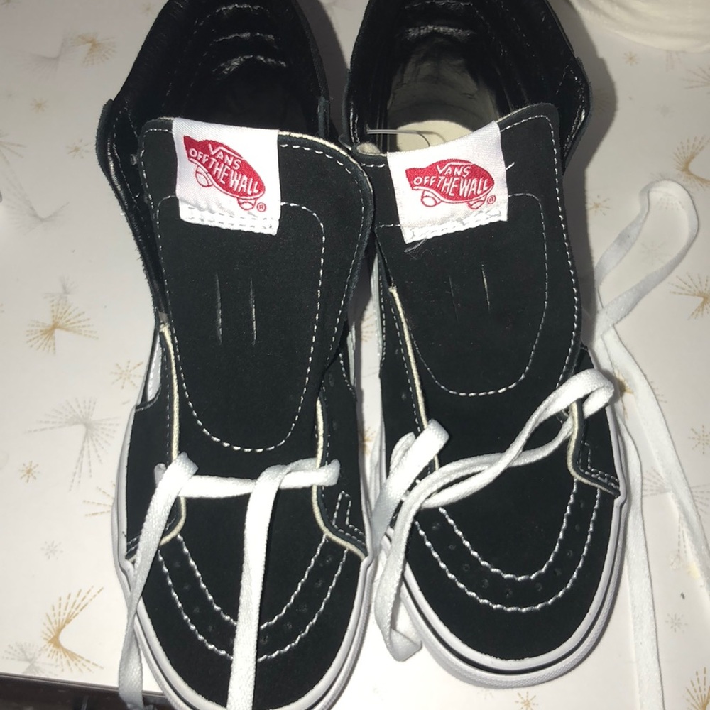 Brand new vans Sk8 hi